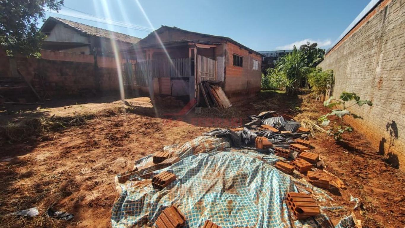 TERRENO NA Vila Tênis Clube em Assis