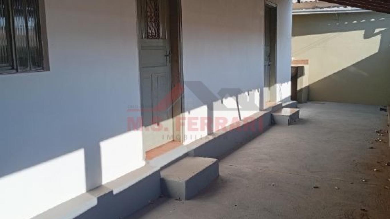 CASA NA Vila Zulmira em Assis