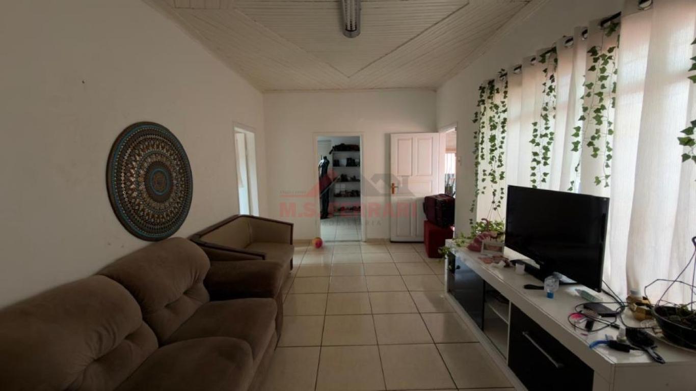 CASA NA Vila Santo Antônio em Assis