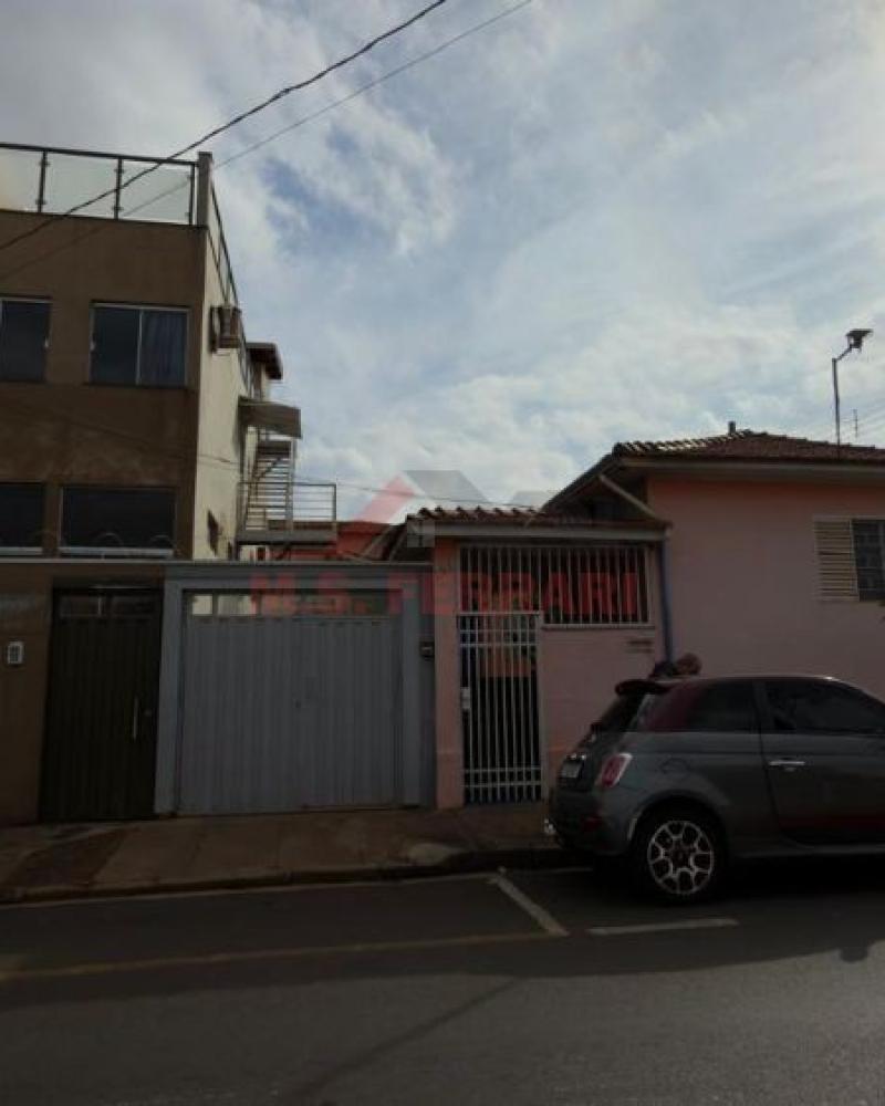 CASA NA Vila Santo Antônio em Assis