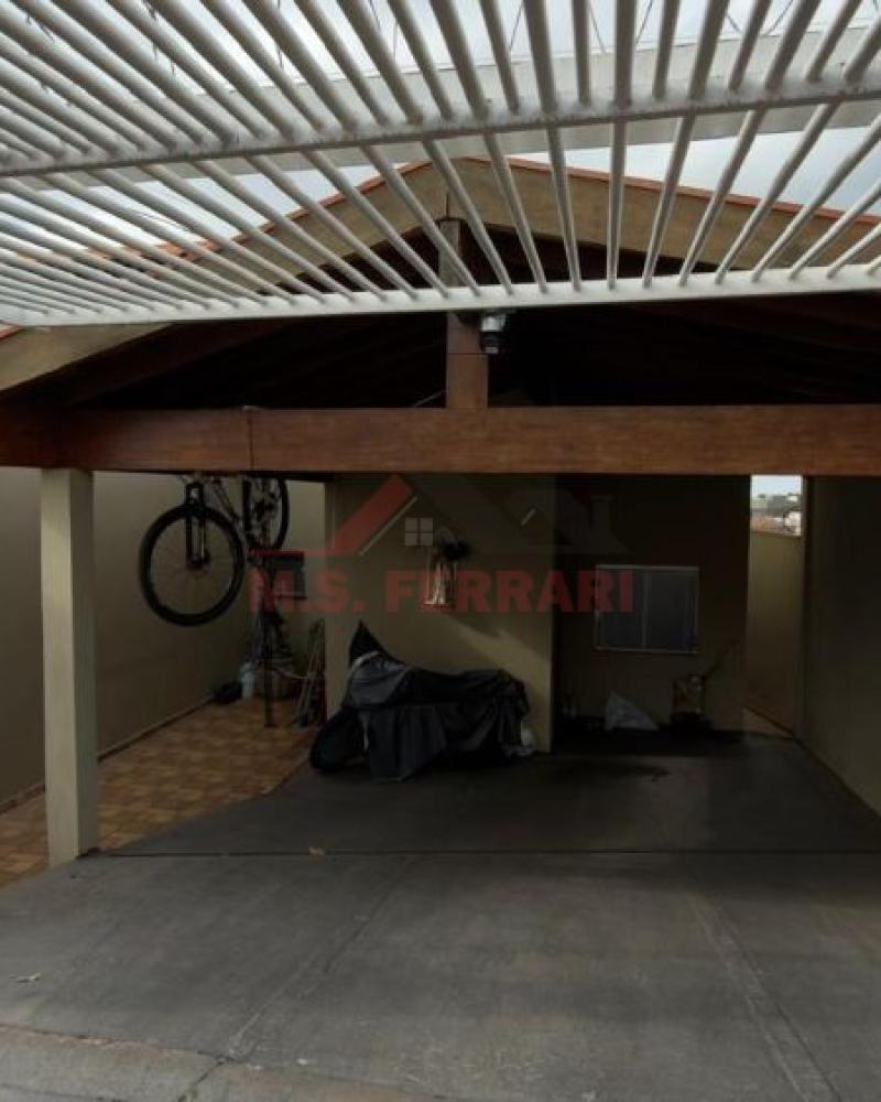 CASA NO Jardim Canadá em Assis