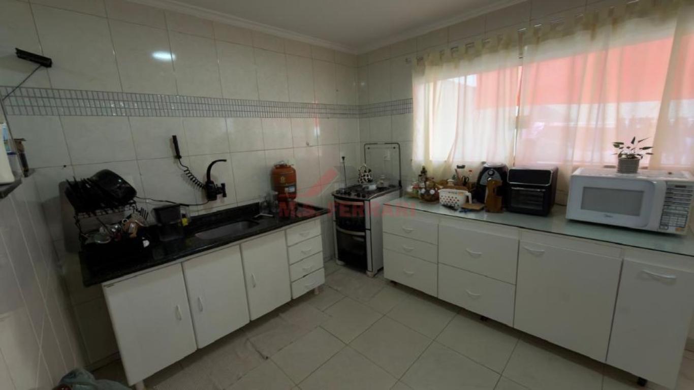 CASA NO Jardim Canadá em Assis
