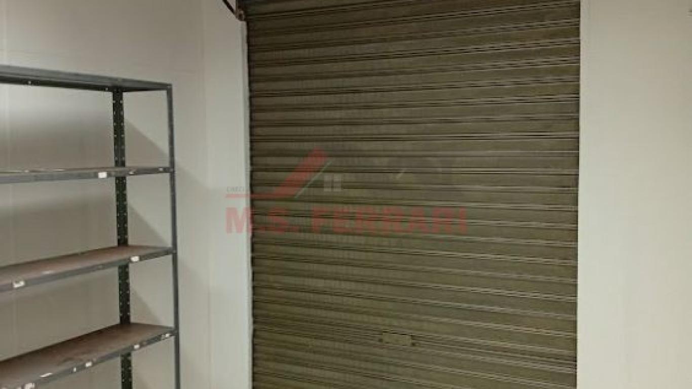 SALA COMERCIAL NO Parque das Acácias em Assis