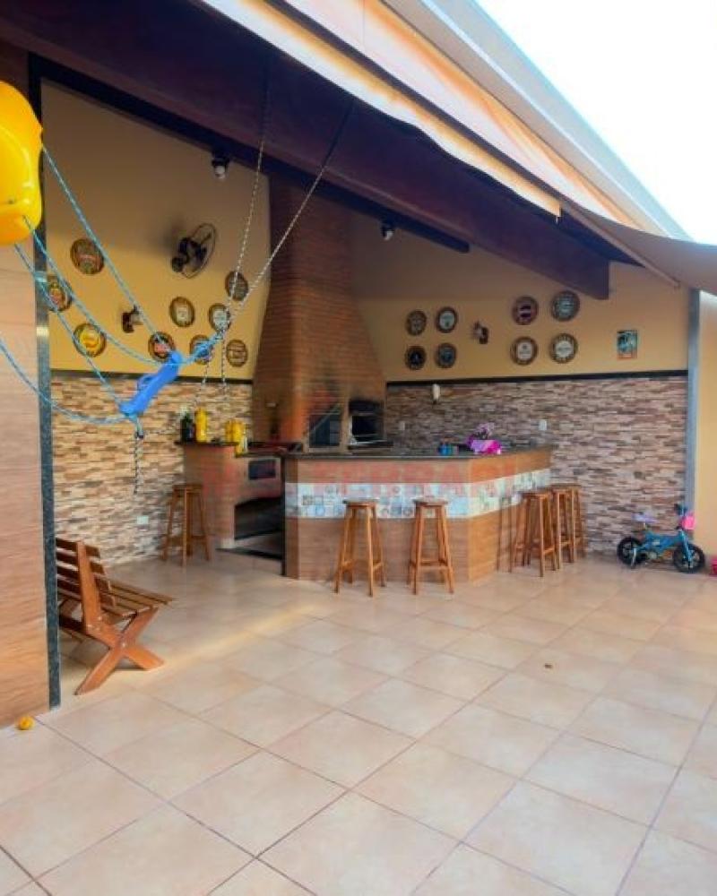 CASA NO Jardim Morumbi em Assis