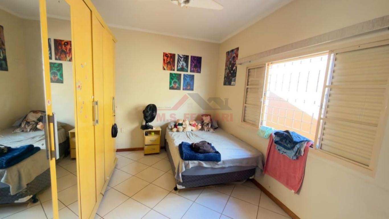 CASA NO Jardim Morumbi em Assis