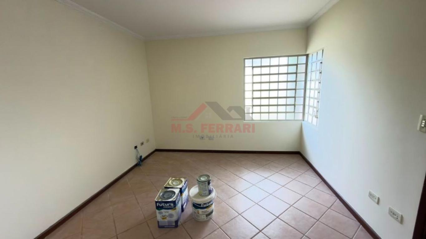 CASA NO Jardim Morumbi em Assis