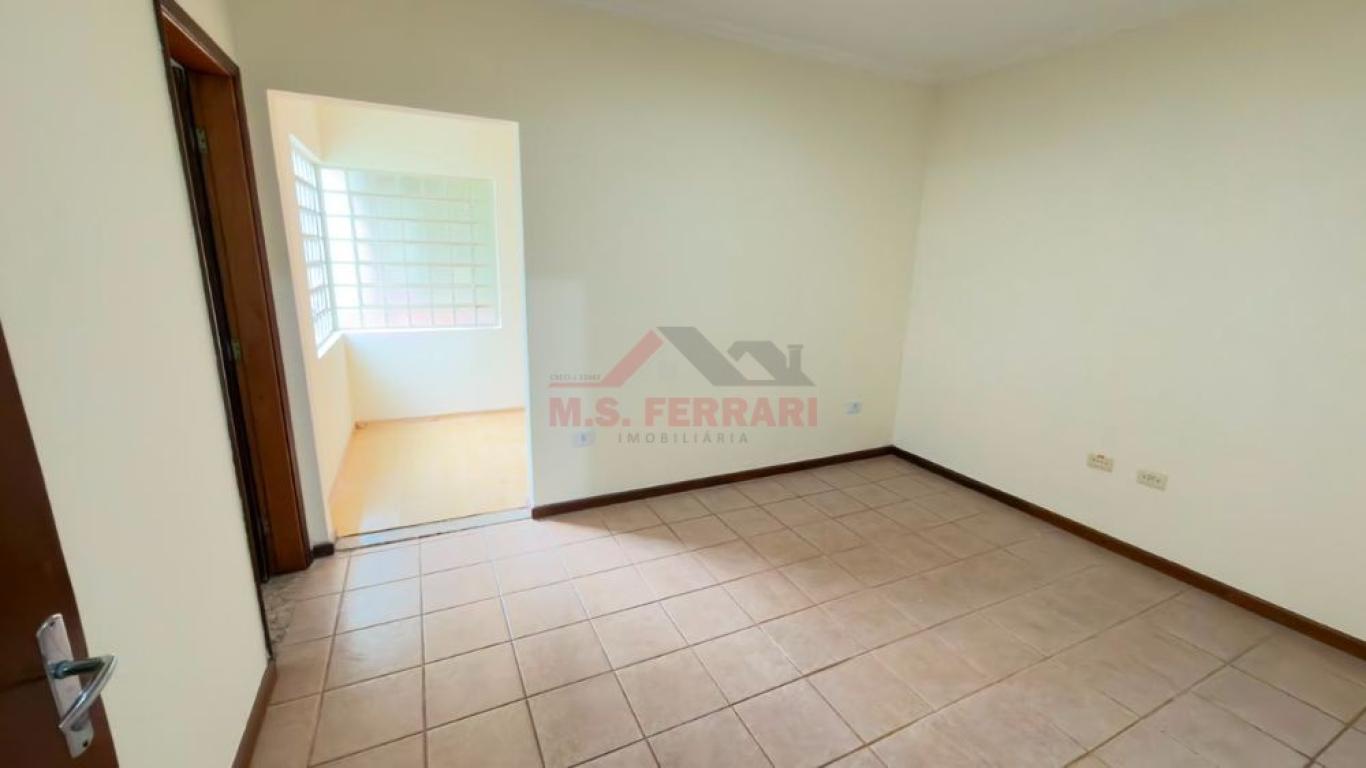CASA NO Jardim Morumbi em Assis