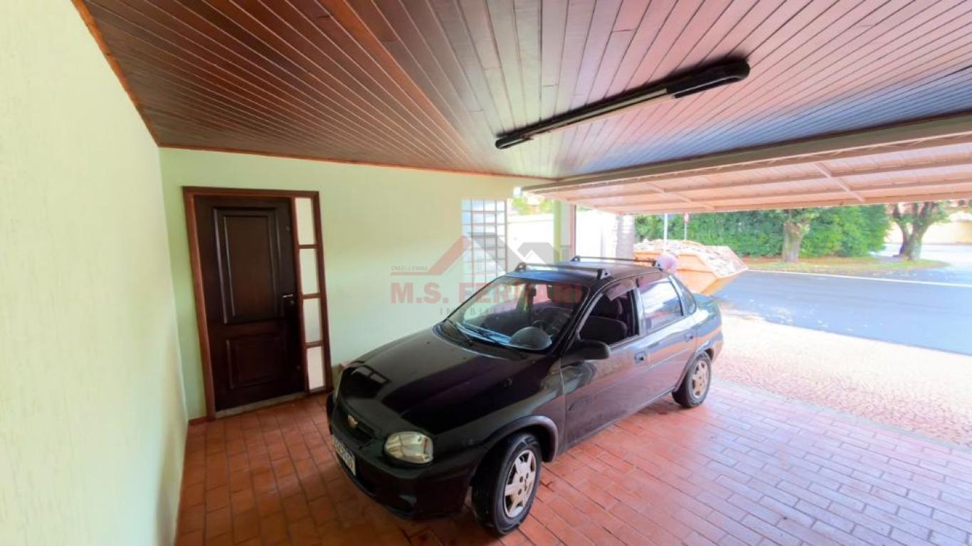 CASA NO Jardim Morumbi em Assis