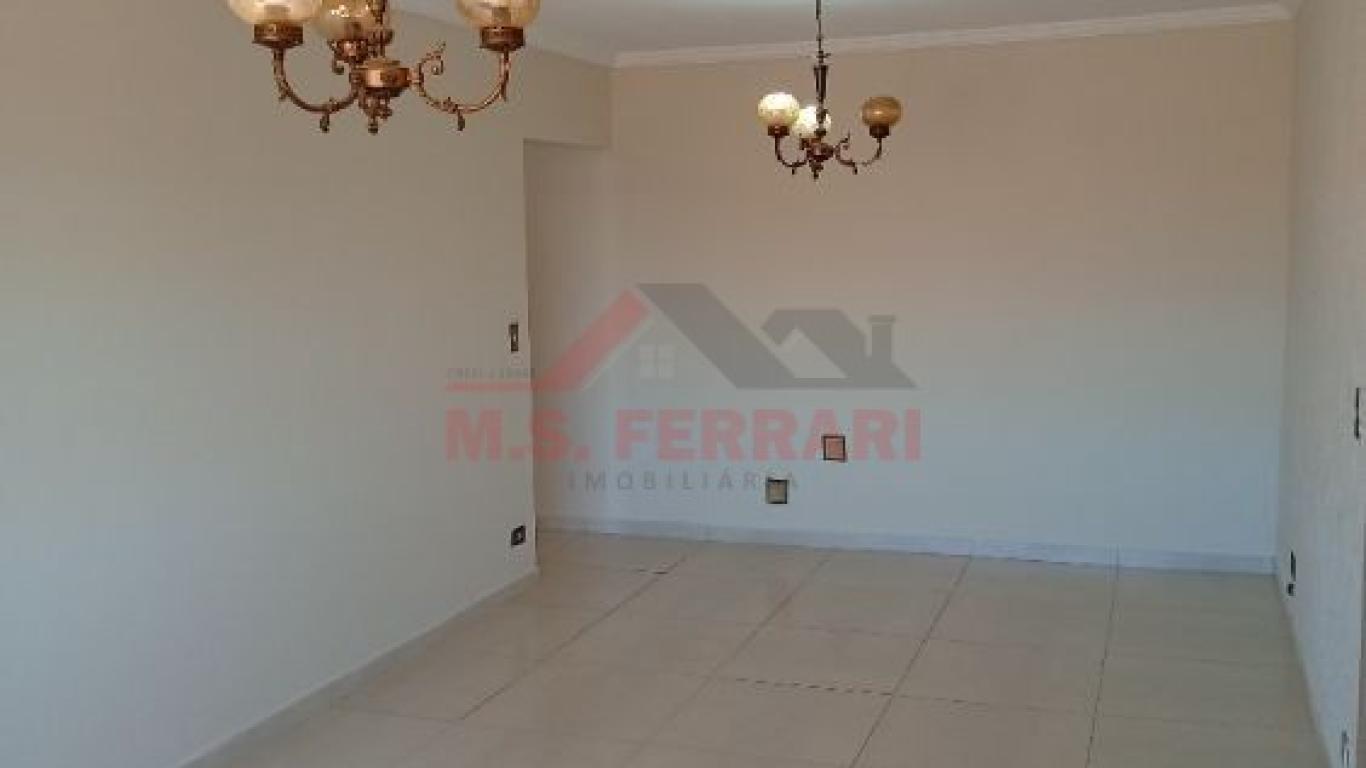CASA NA Vila Santo Antônio em Assis