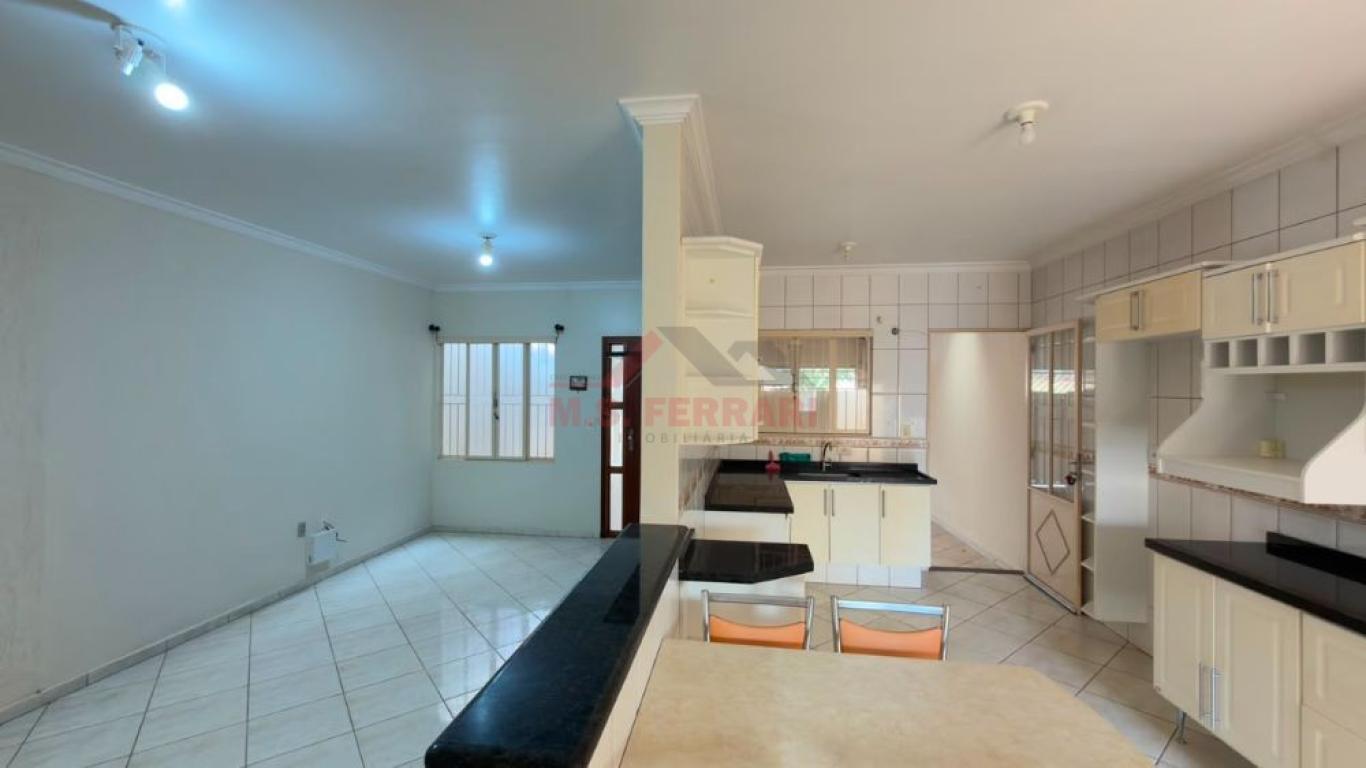 CASA NO Jardim Paulista em Assis