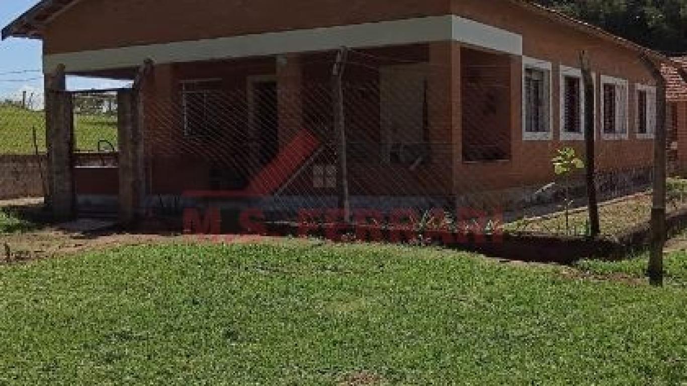 FAZENDA NA Centro em Vera Cruz