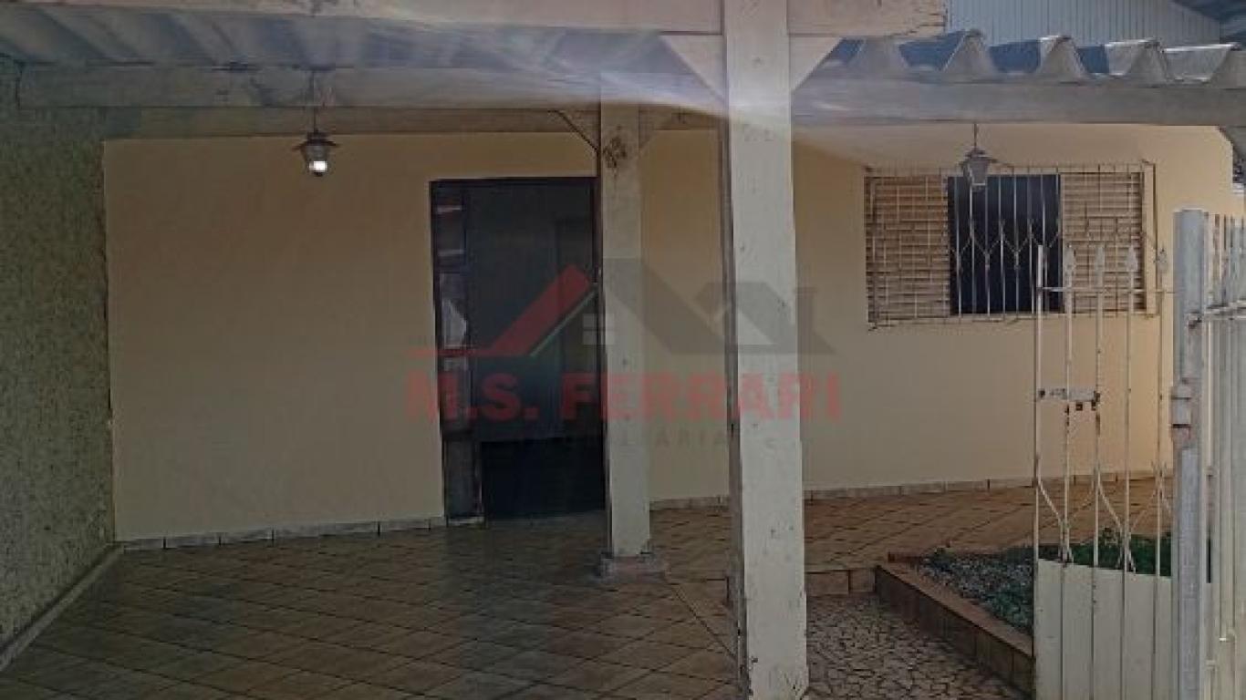 CASA NA Vila Rosangela em Assis