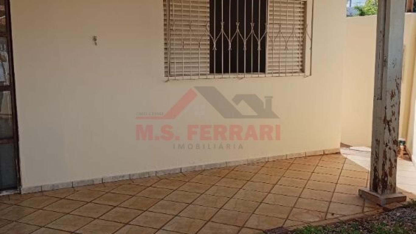 CASA NA Vila Rosangela em Assis