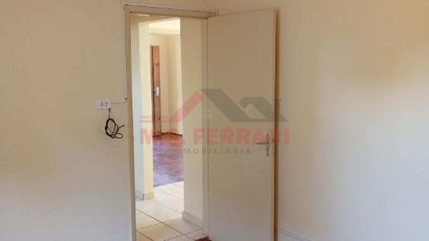 CASA NA Vila Rosangela em Assis