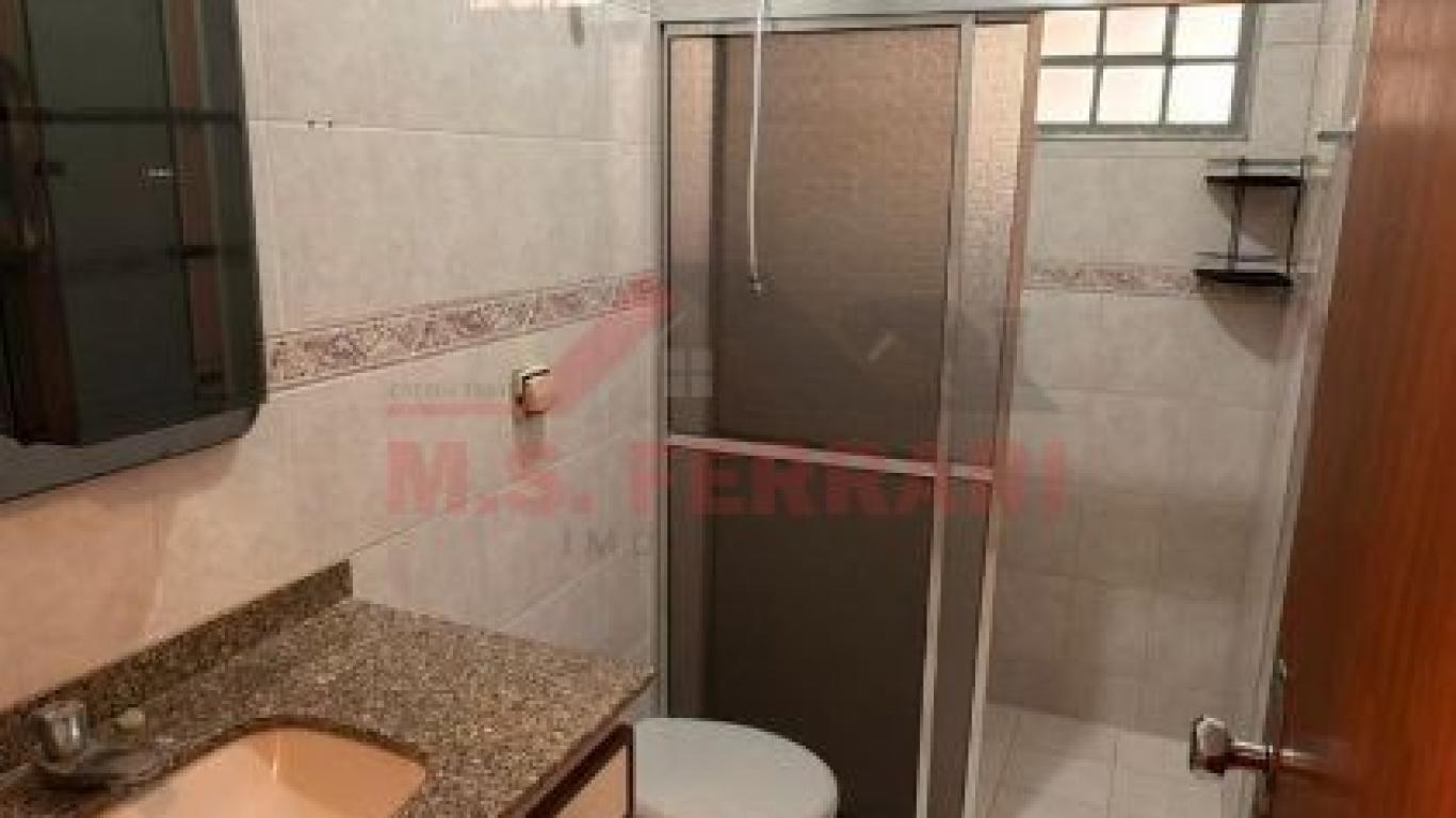 CASA NA Vila Rodrigues em Assis