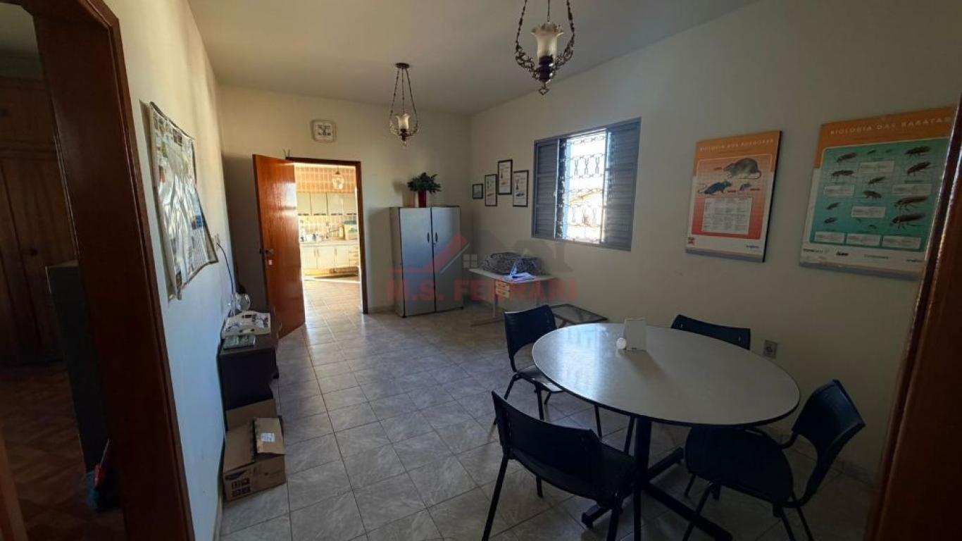 CASA NA Centro em Assis