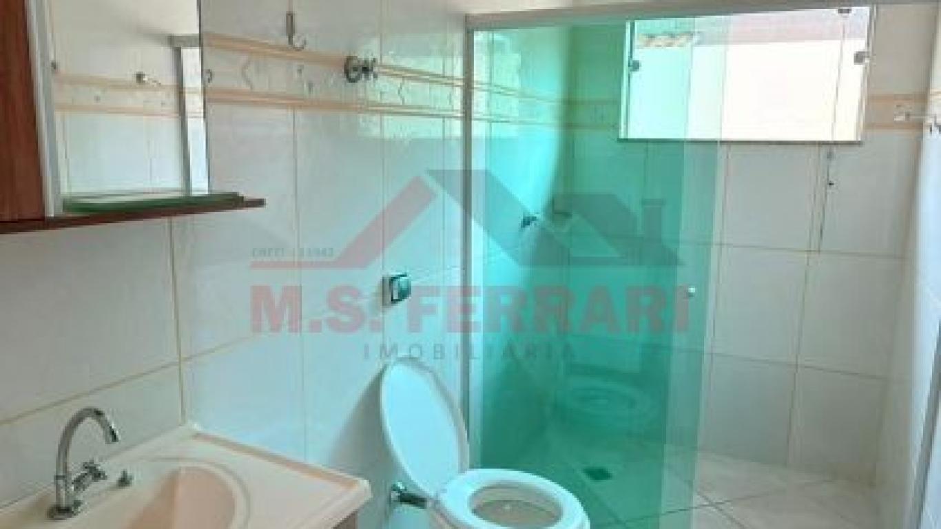 CASA NA Vila Tênis Clube em Assis