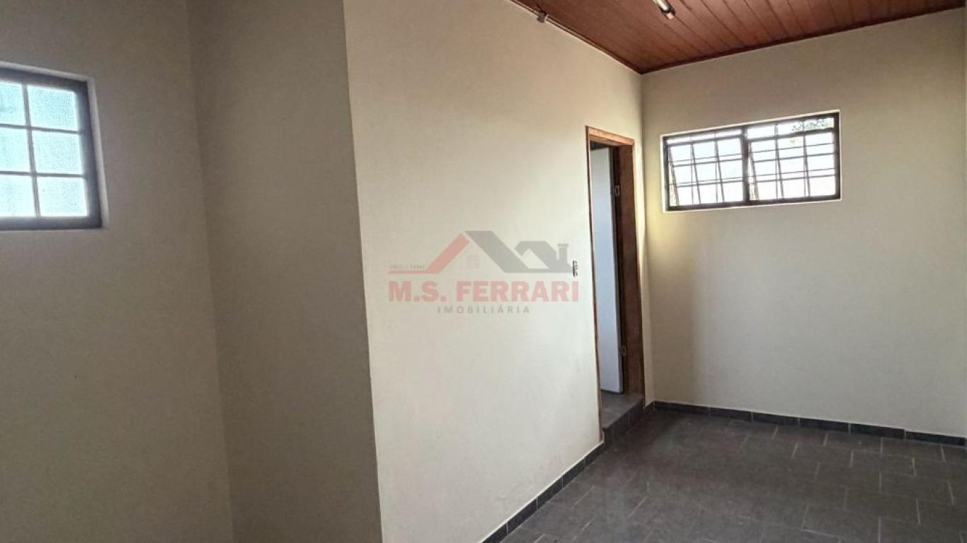 CASA NA Vila Fiuza em Assis