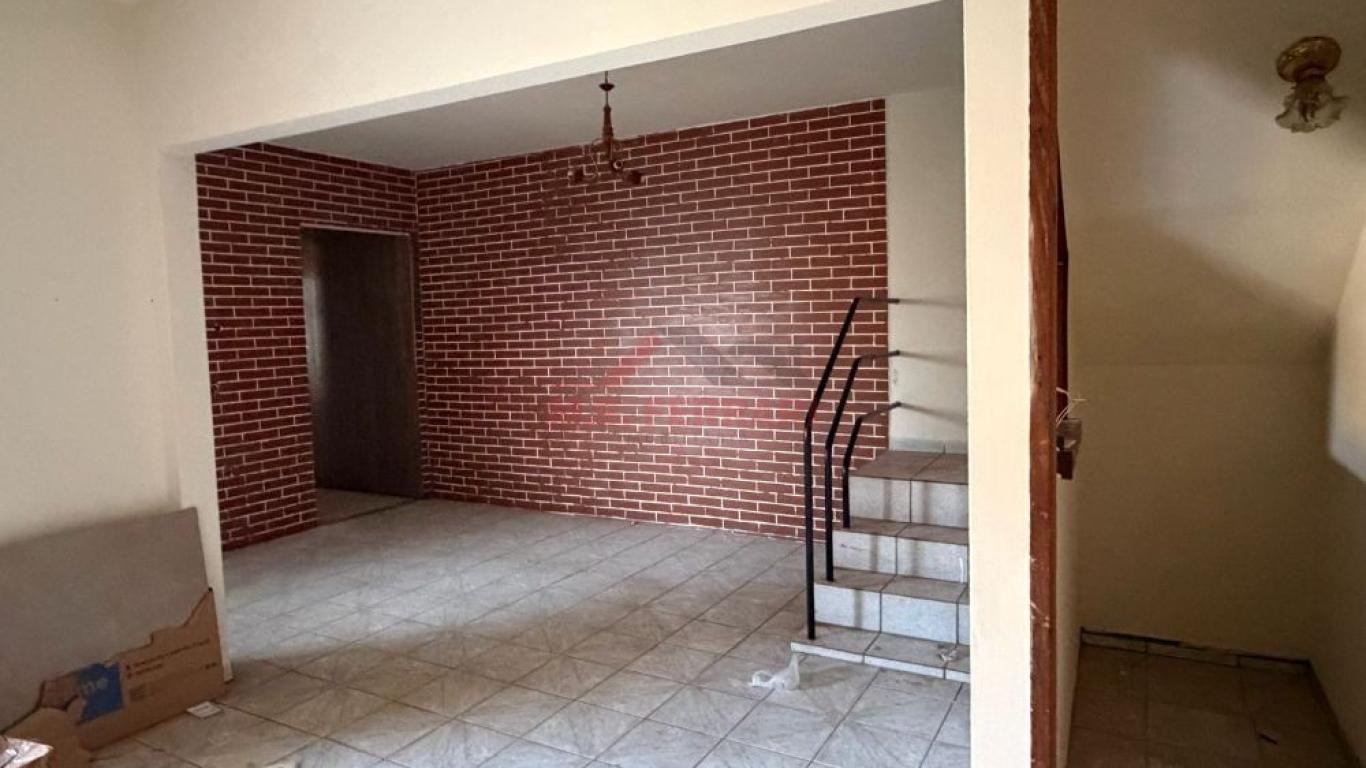 CASA NA Vila Fiuza em Assis
