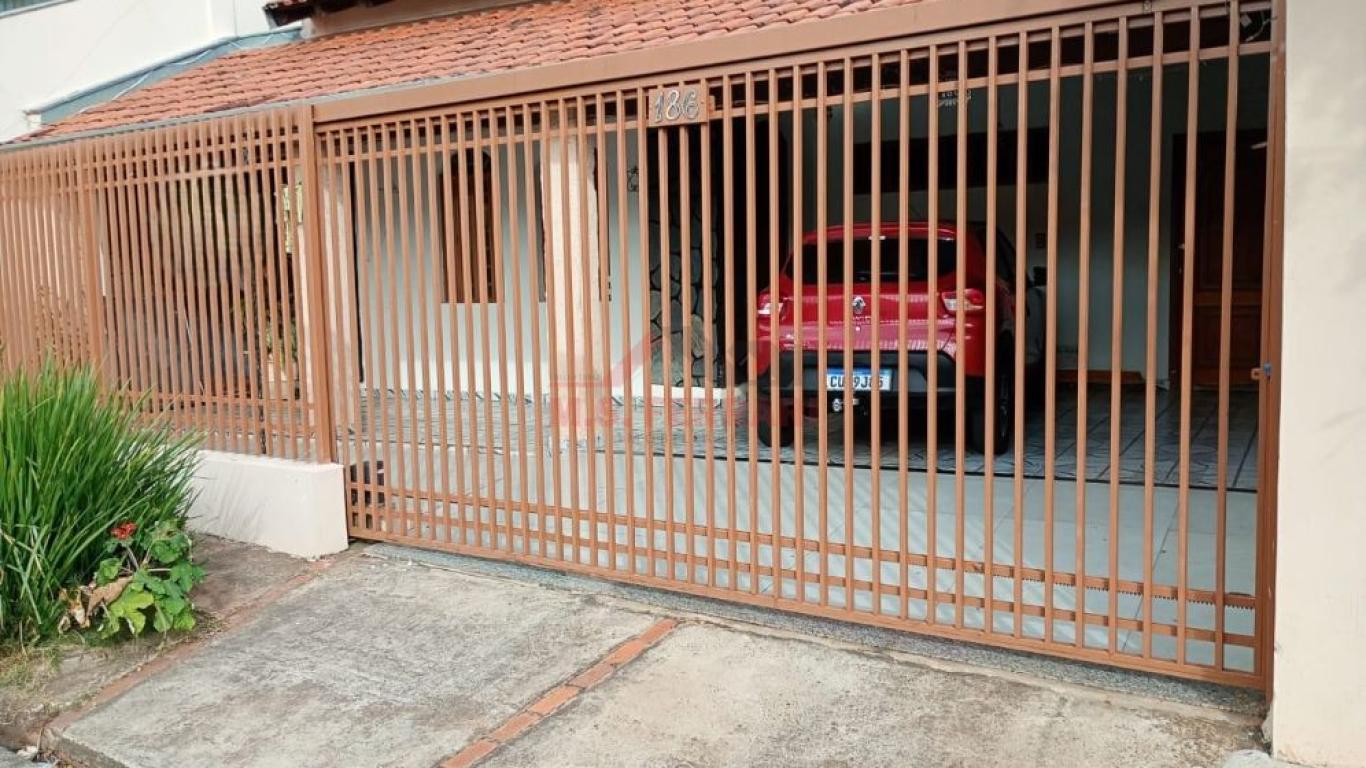 CASA NA VILA OPERÁRIA em Assis
