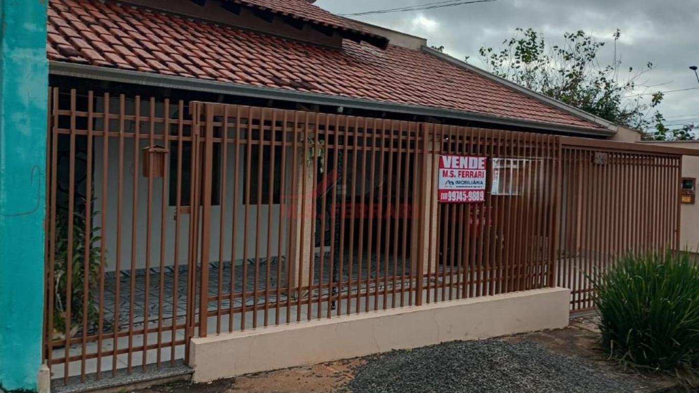 CASA NA VILA OPERÁRIA em Assis