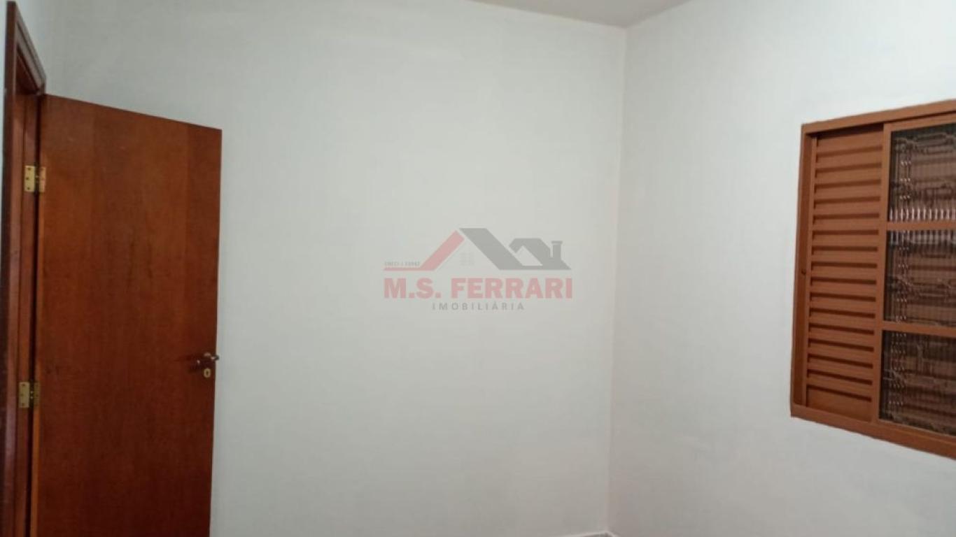 CASA NA VILA OPERÁRIA em Assis