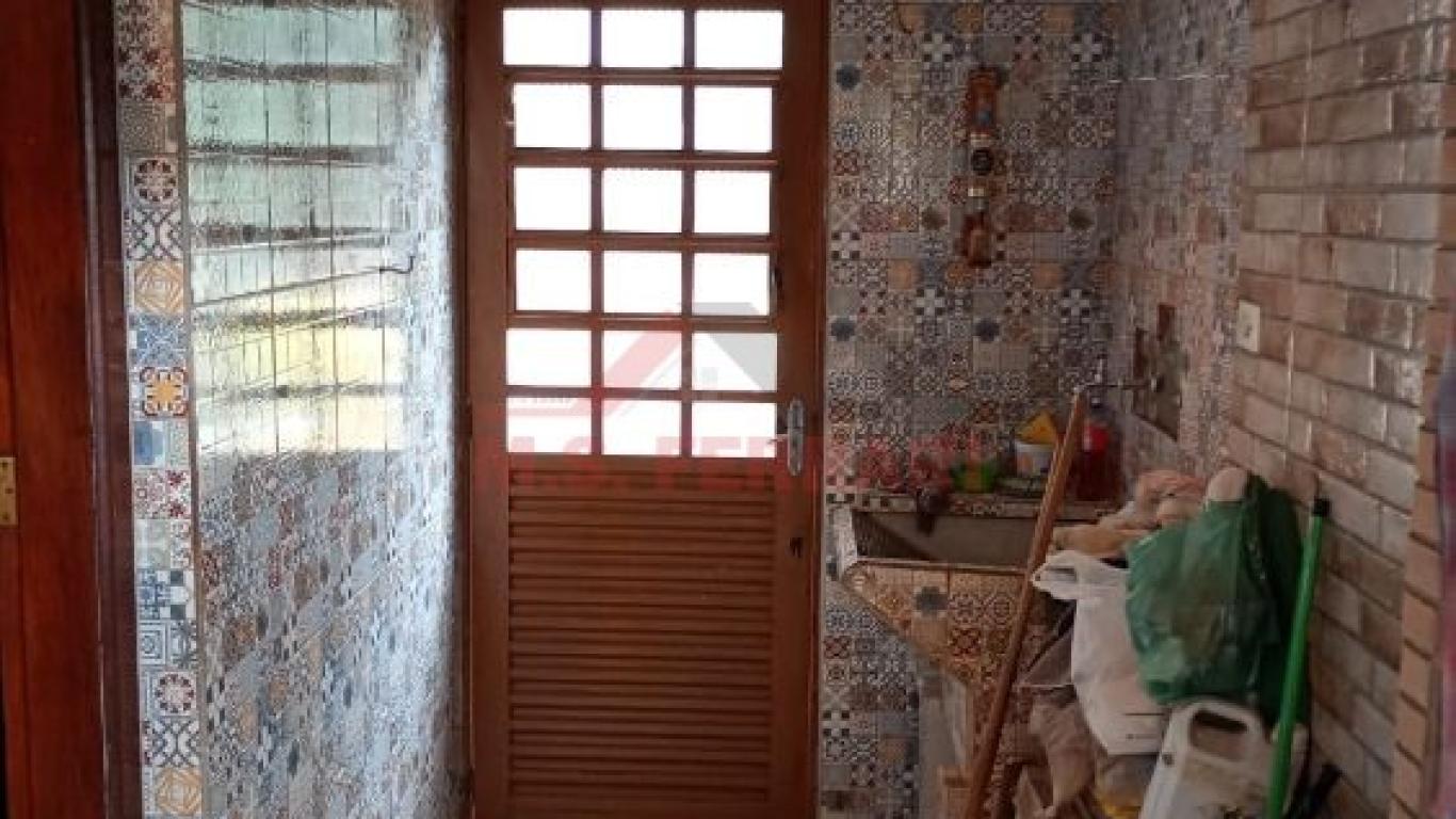 CASA NA VILA OPERÁRIA em Assis