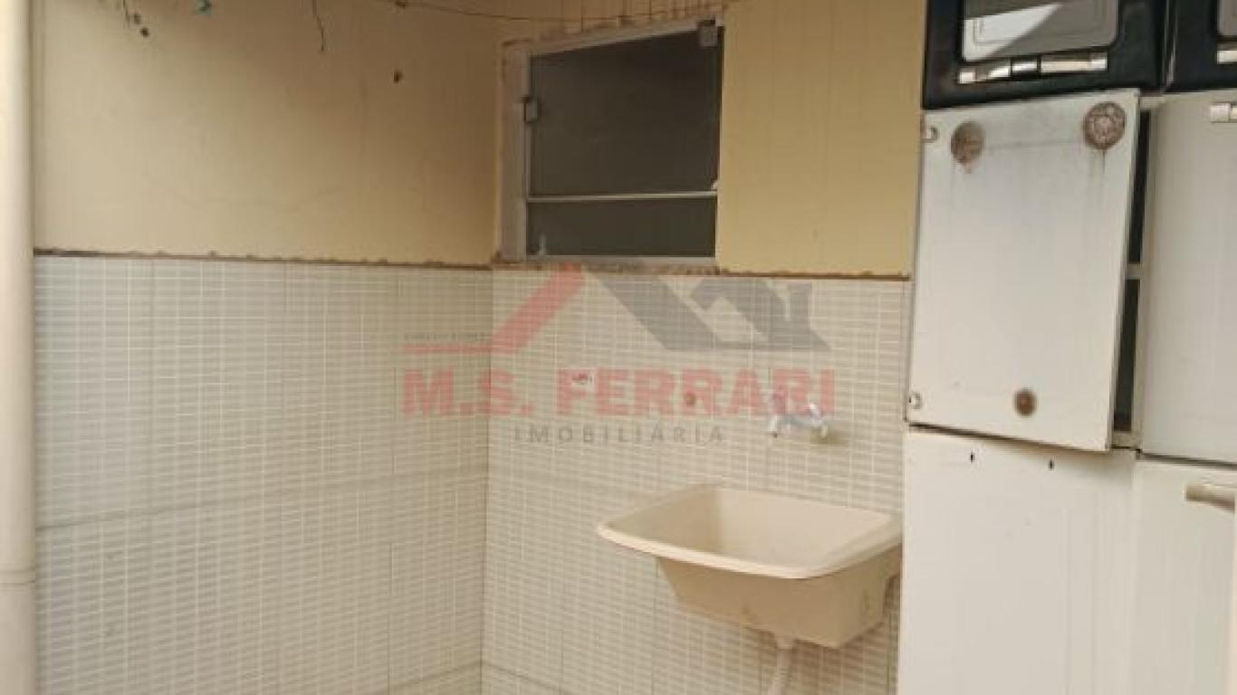 CASA NA Vila Independência em Assis