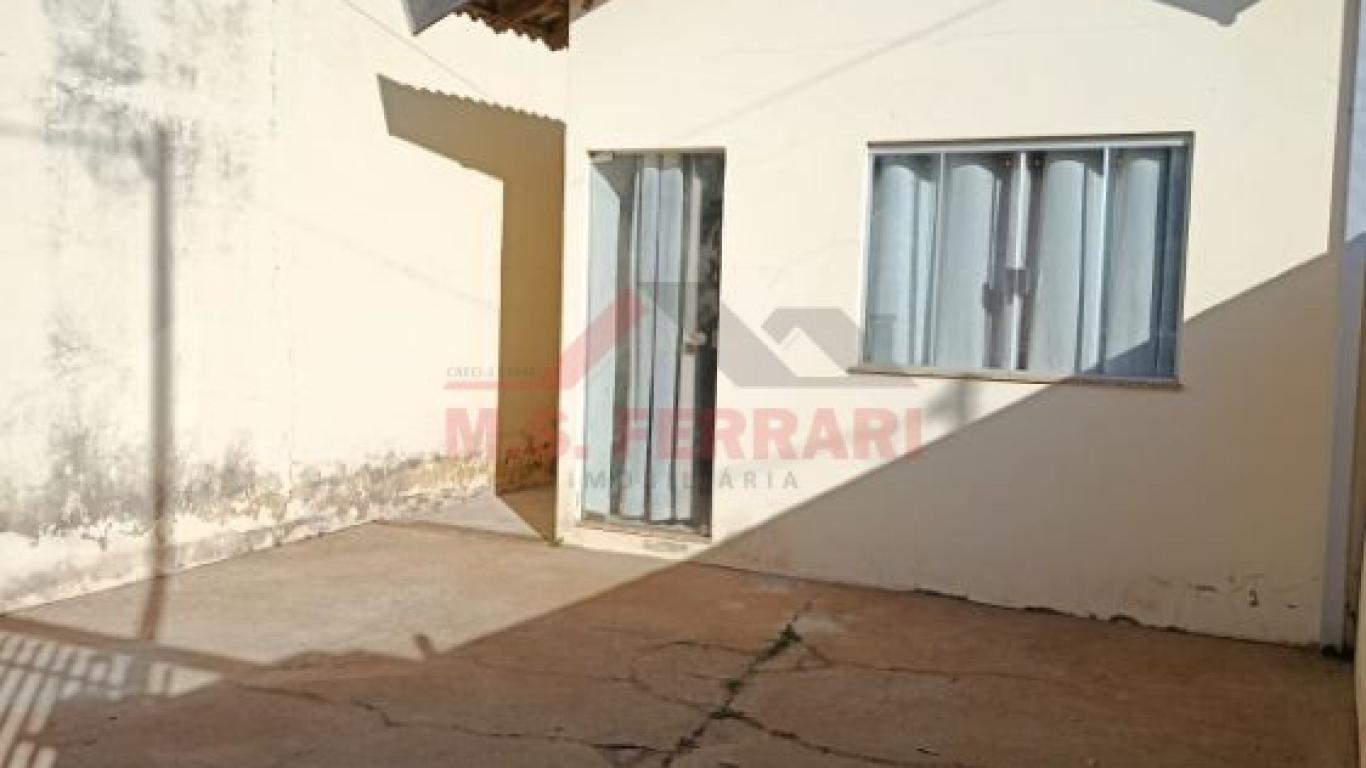 CASA NA Vila Independência em Assis