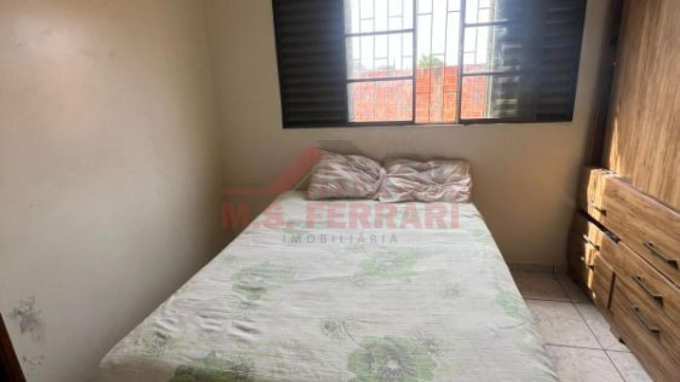 CASA NA Vila Progresso em Assis