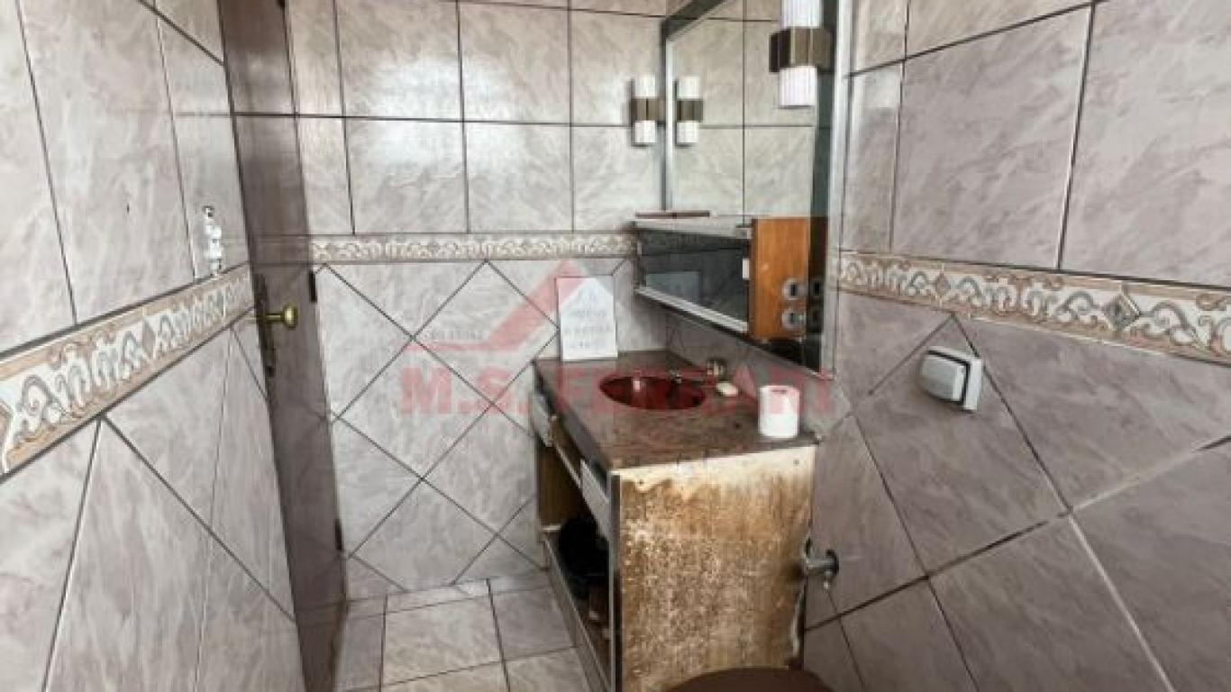 CASA NA Vila Progresso em Assis