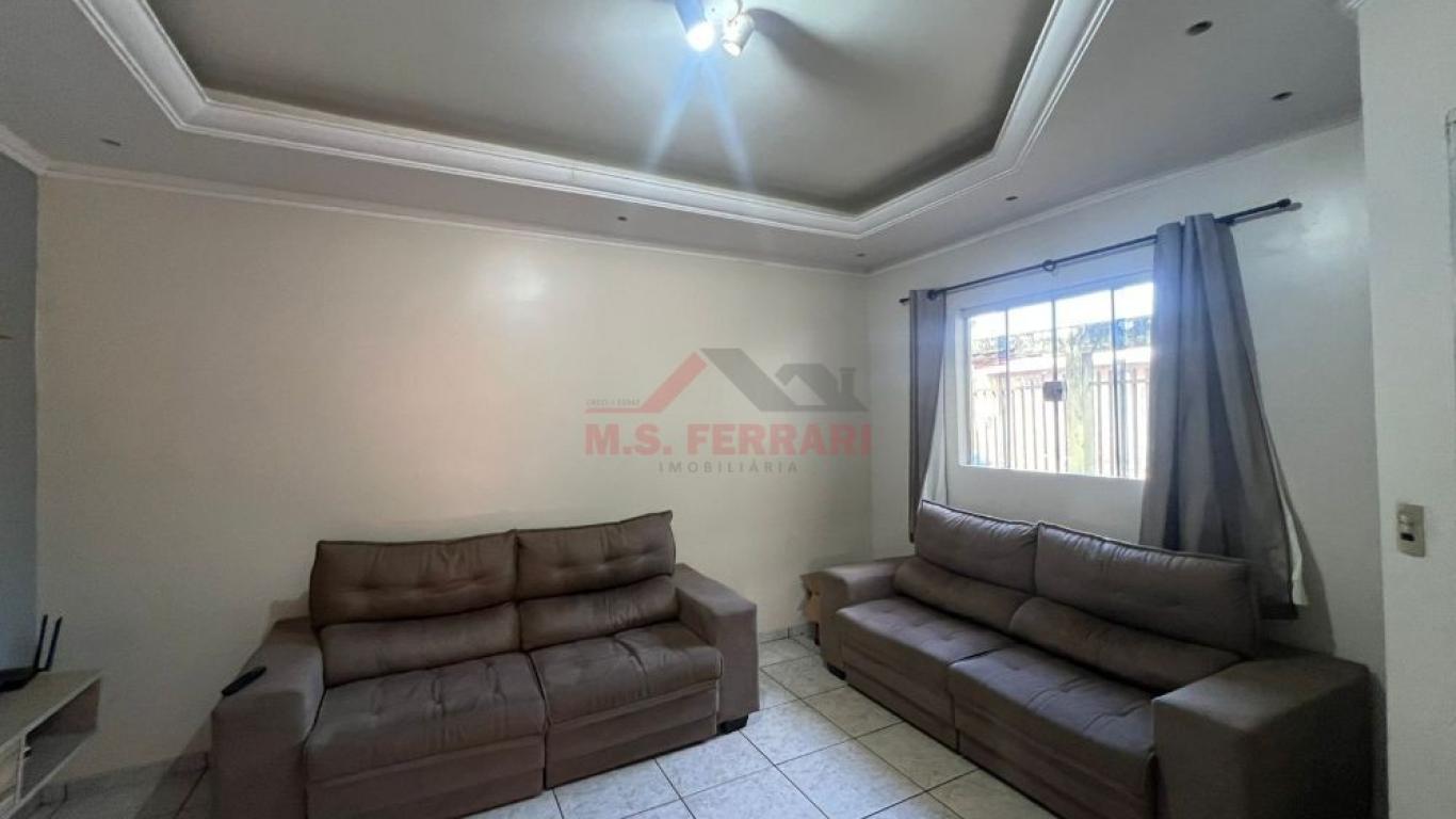 CASA NA Vila Progresso em Assis