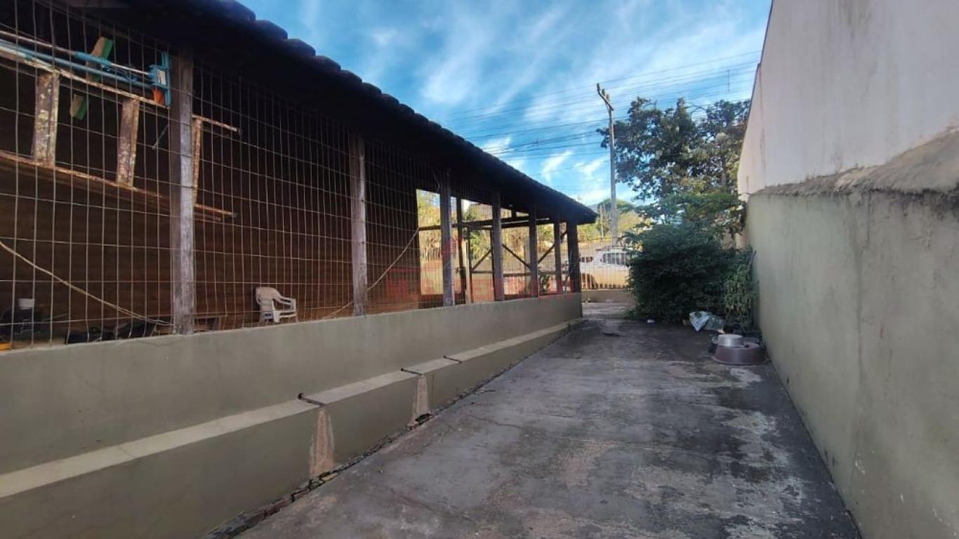 CASA NO JARDIM CANADÁ em Assis
