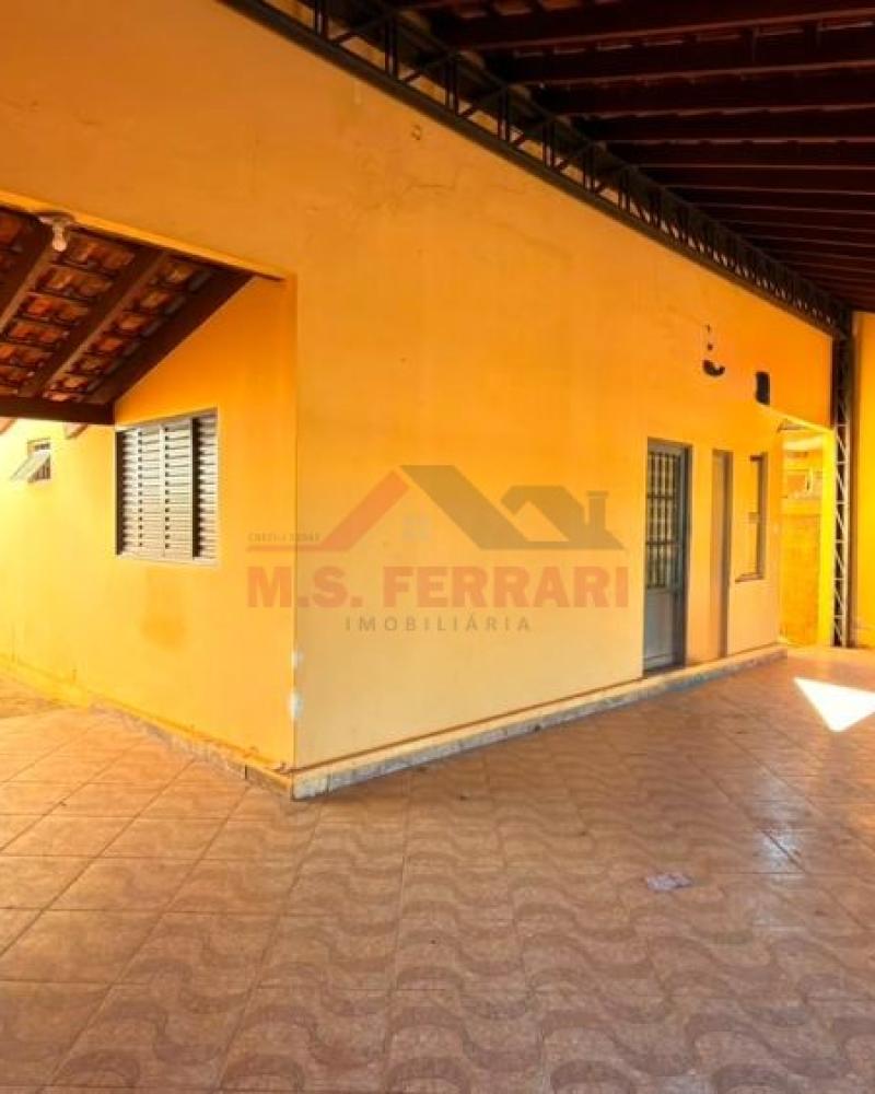 CASA NO Parque Universitário em Assis
