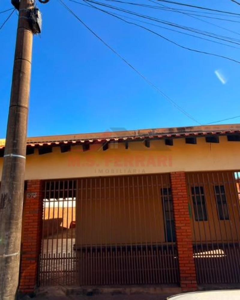 CASA NO Parque Universitário em Assis