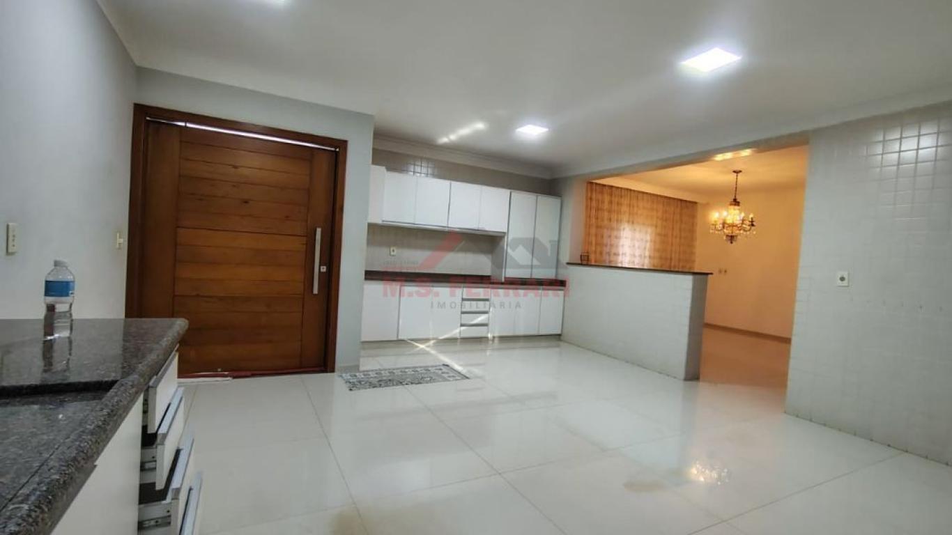 CASA NO Jardim Europa em Assis