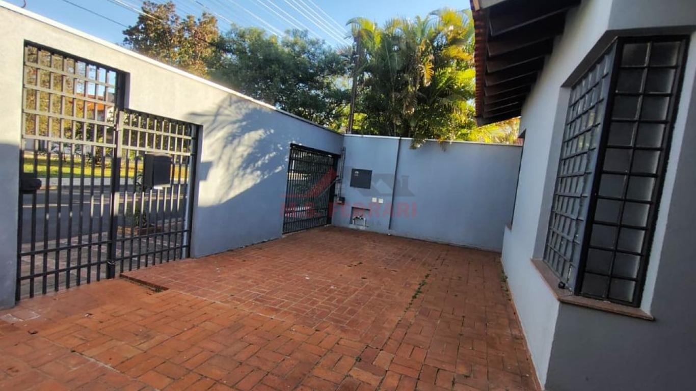 CASA NO Jardim Europa em Assis