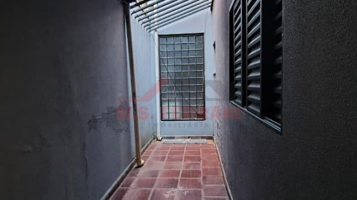 CASA NO Jardim Europa em Assis
