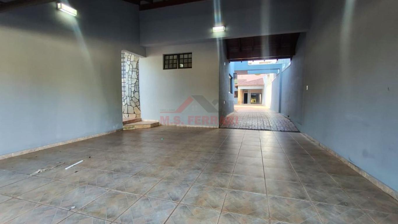 CASA NO Jardim Europa em Assis