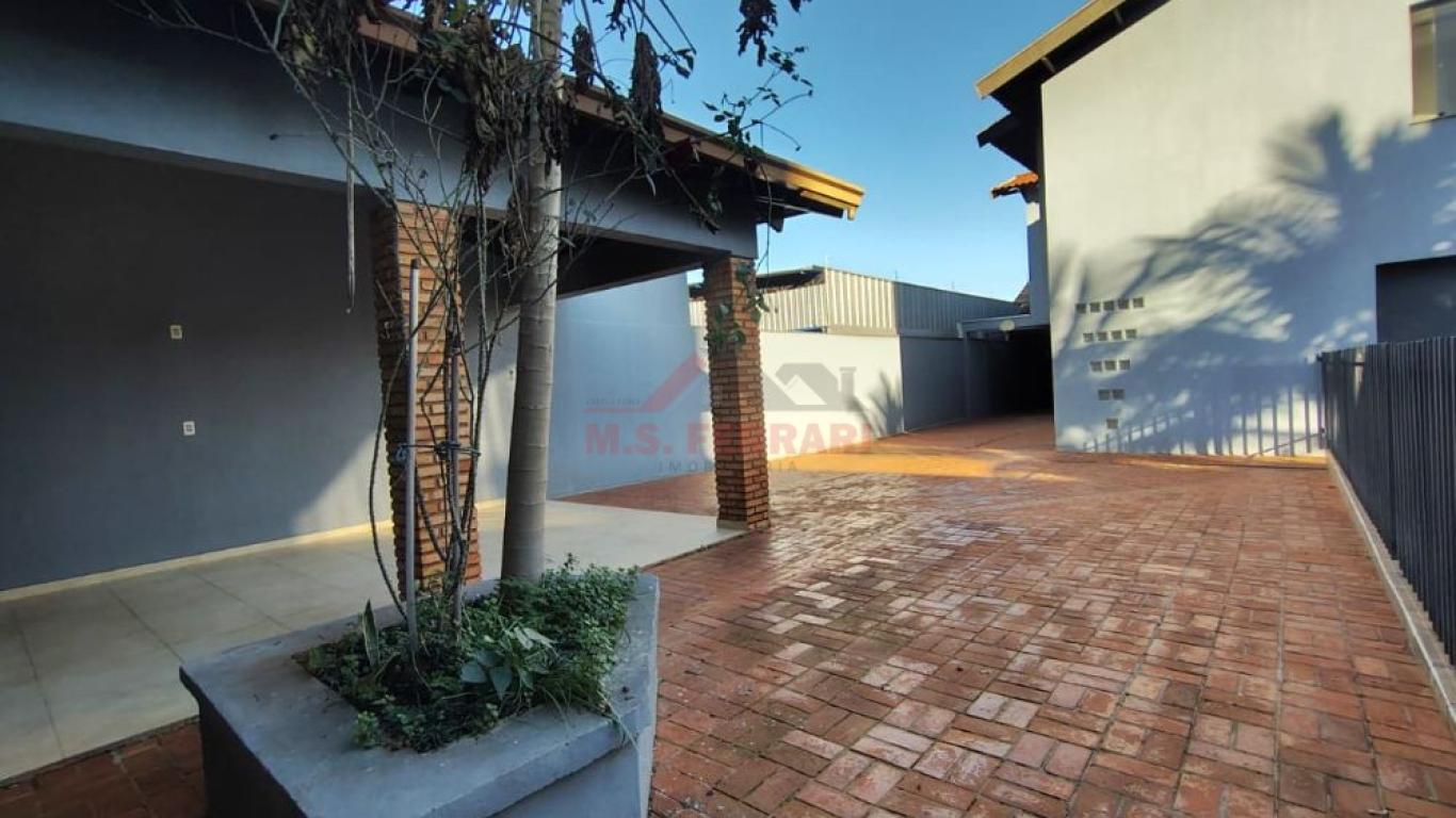 CASA NO Jardim Europa em Assis