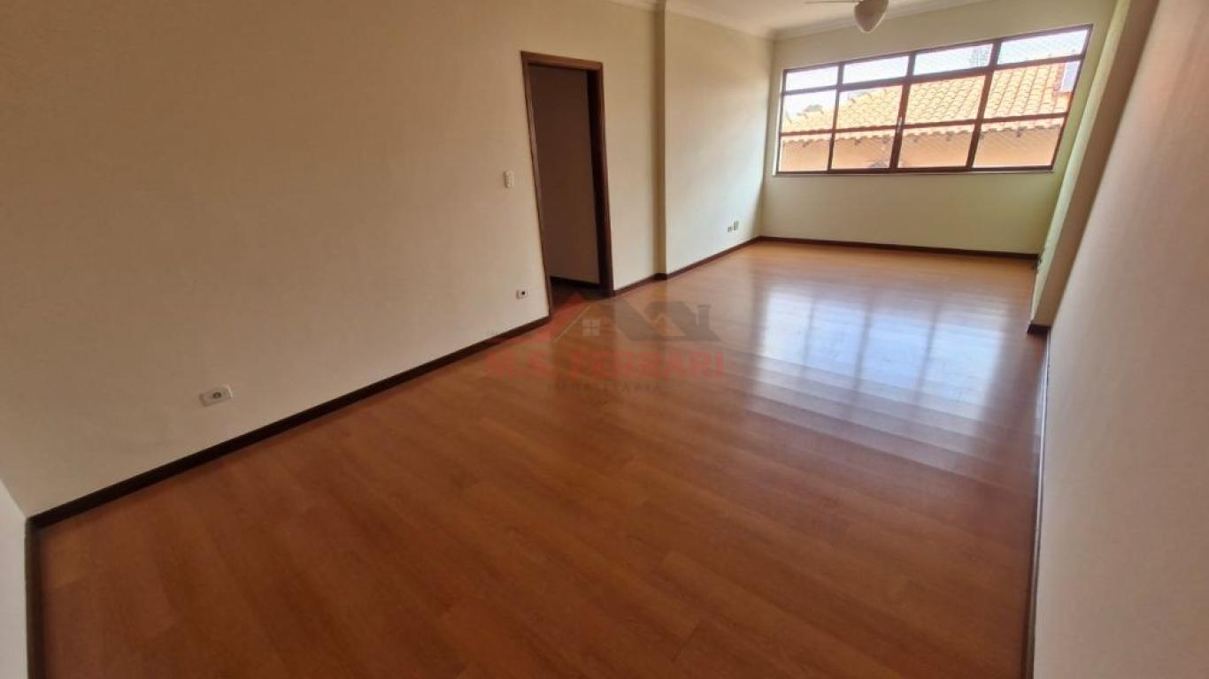 APARTAMENTO NA Centro em Assis