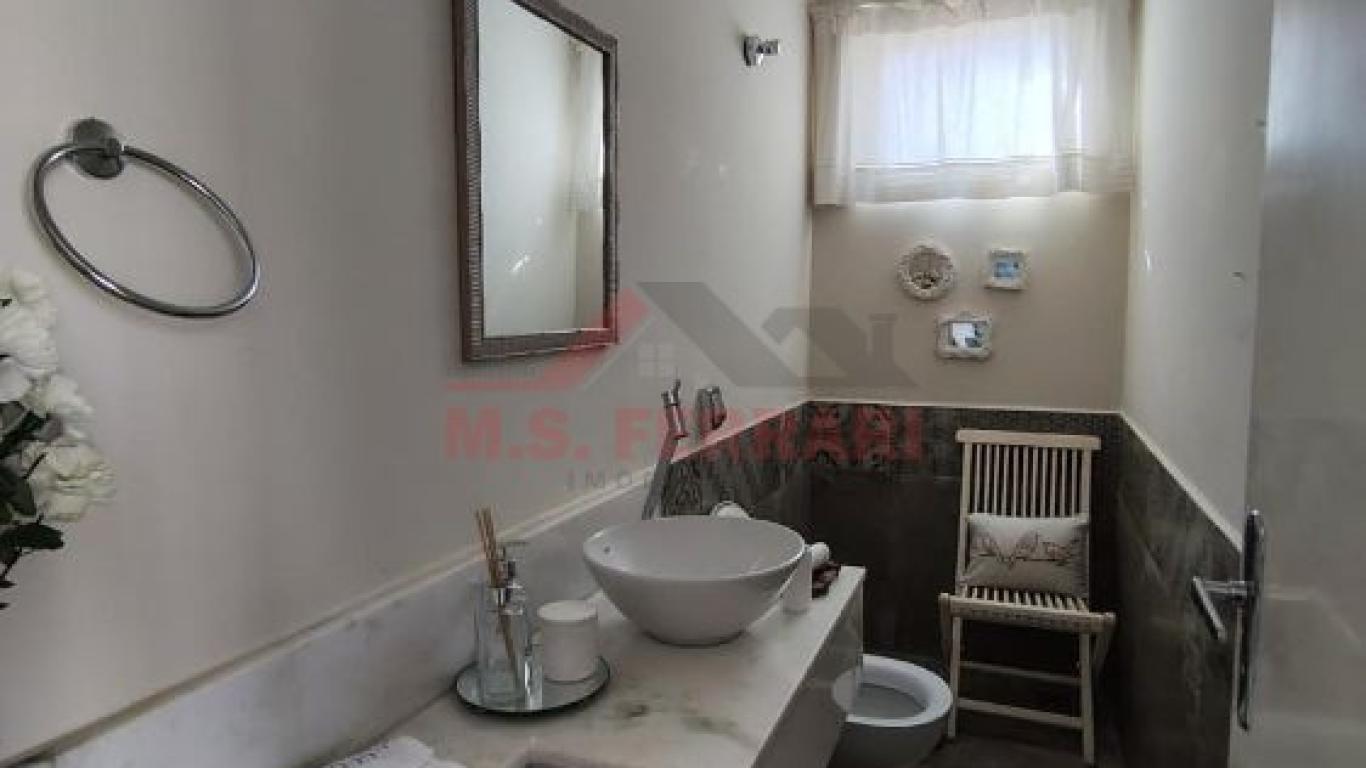 CASA NA Vila Palhares em Assis