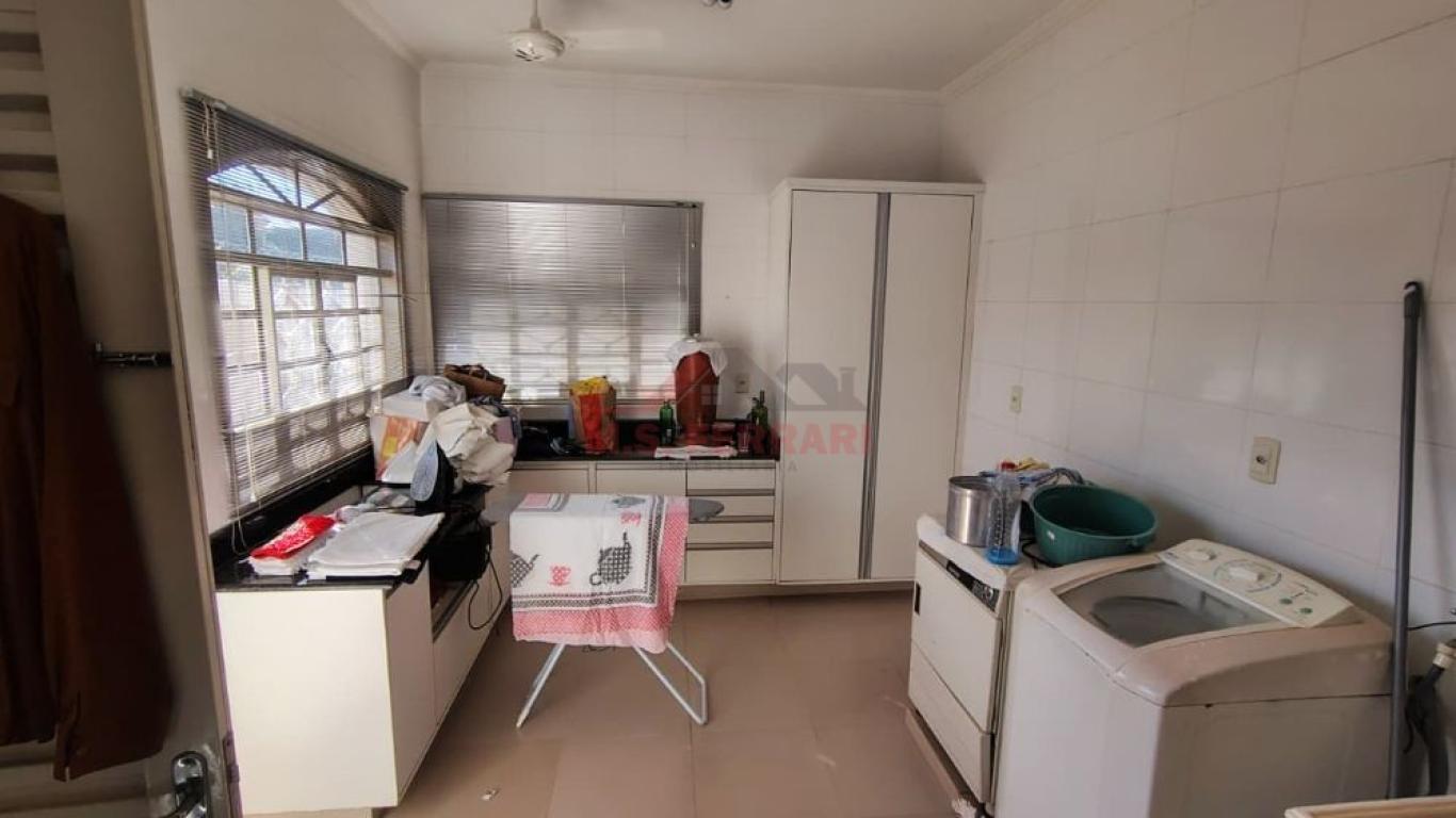 CASA NA Vila Palhares em Assis
