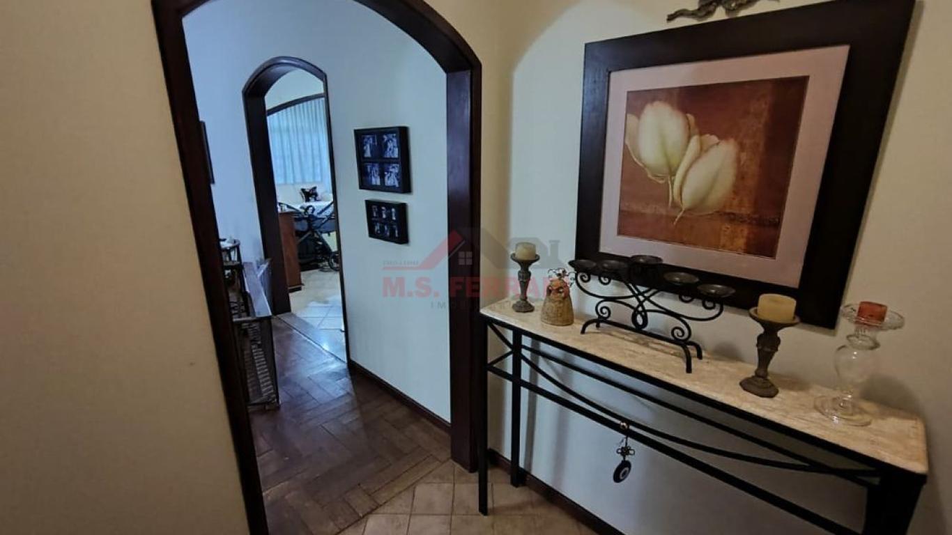 CASA NA Vila Palhares em Assis