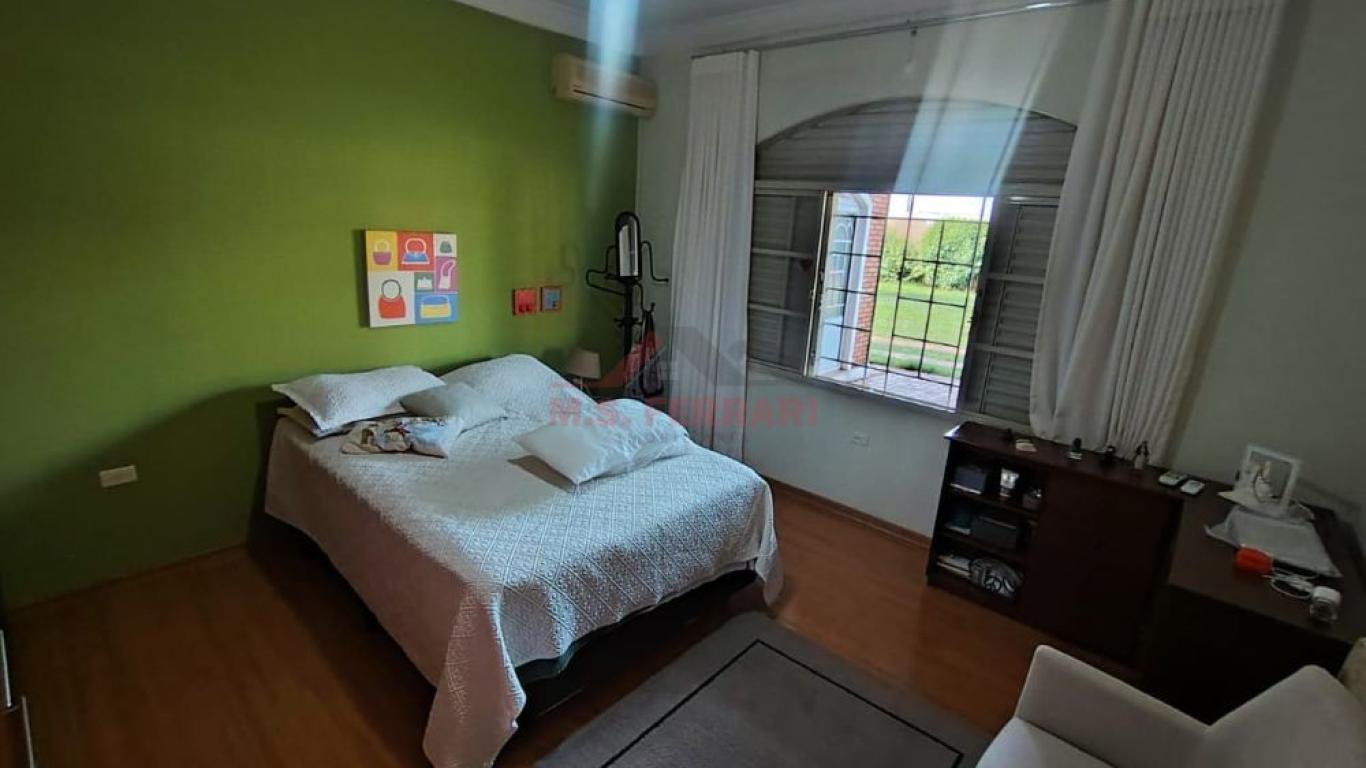 CASA NA Vila Palhares em Assis