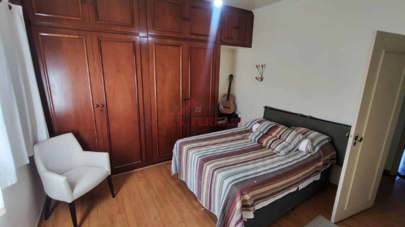 CASA NA Vila Palhares em Assis