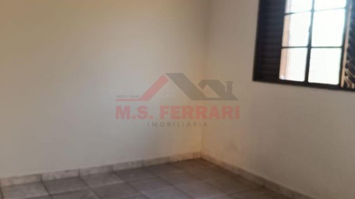 CASA NA Vila Zulmira em Assis