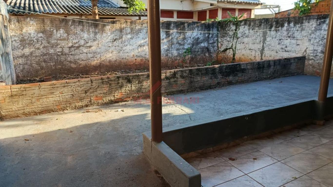 CASA NA Vila Zulmira em Assis