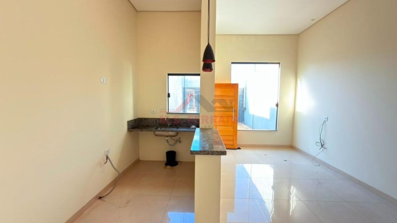 CASA NA Vila Carvalho em Assis
