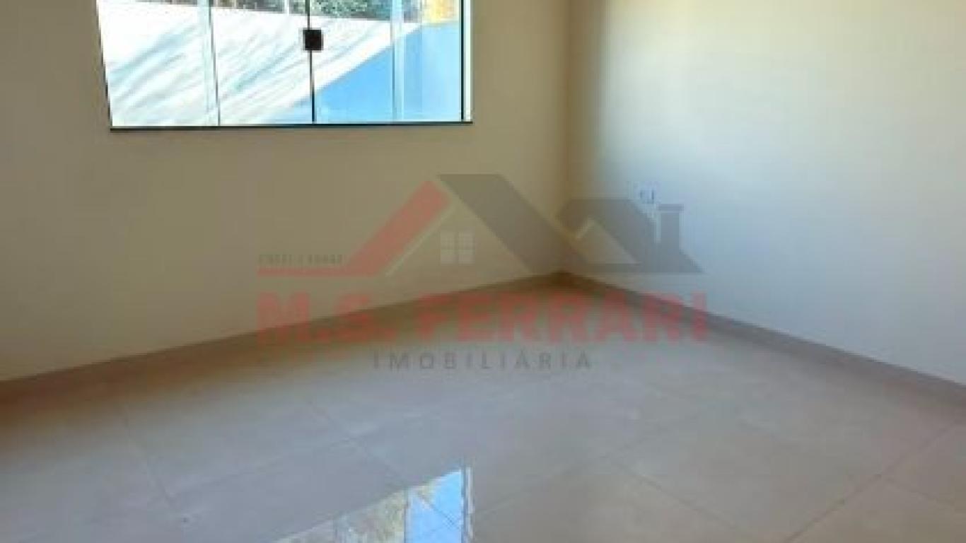 CASA NA Vila Carvalho em Assis